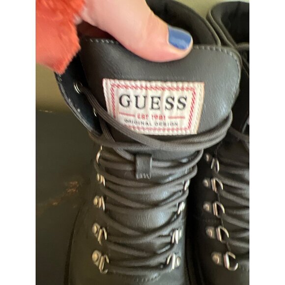Mens Guess Black Leather Hiking Boots Lace-Up Style US 10 Gorpcore Vegan - Picture 5 of 8